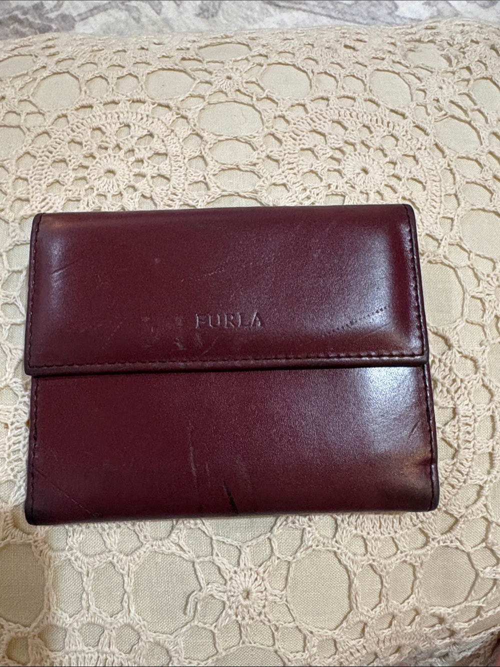 Furla Made in Italy Burgundy Leather Bifold Wallet Card Holder